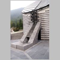 San Giovanni Battista, Mogno, photo Rüdiger, Wikipedia.jpg